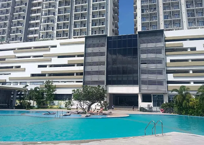 Golf View, New Grand Residences Cebu, North Tower A アパート セブ市